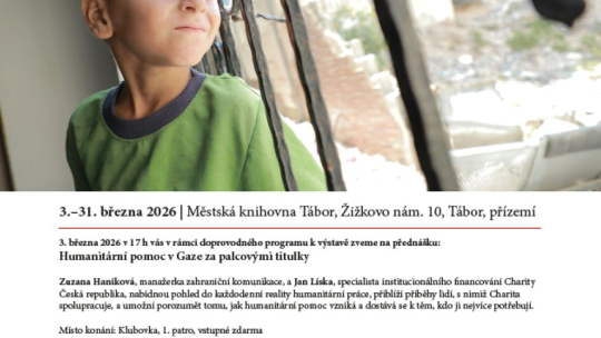 Humanitární pomoc v Gaze za palcovými titulky