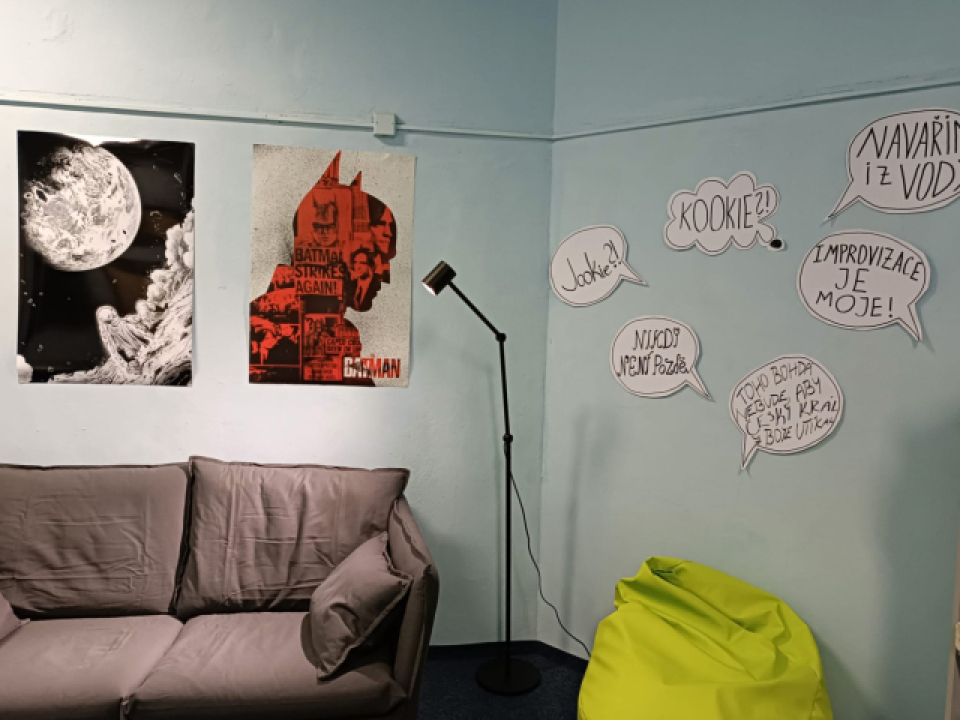 2156d2bf-teenclub1.jpeg