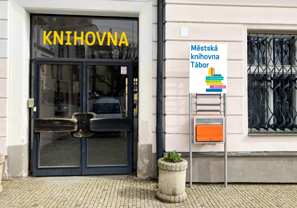 cb9f88b0-knihovna.jpeg